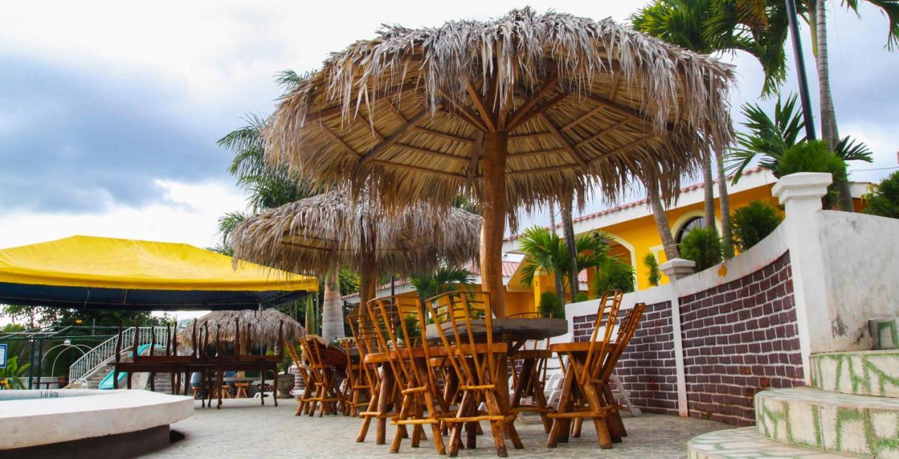 Apart Hotel Acuarious de Luis Estelí Exterior foto